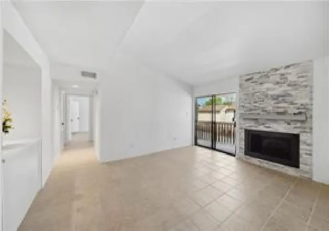 3rd image of 5001 Lamonte Ln #101, Houston, TX 77092 | MLS# 42962910