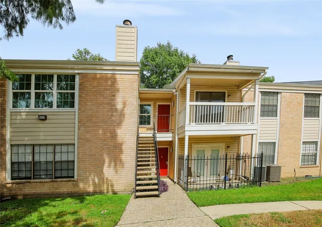 2nd image of 2750 Holly Hall St #510, Houston, TX 77054 | MLS# 86502431