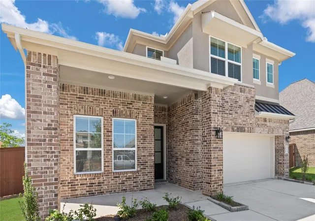 Photo 2 of Single family home for sale at 10955 Double Rock Dr, Missouri City, TX 77459 | MLS# 20180809 | Listing updated on 2026-09-12