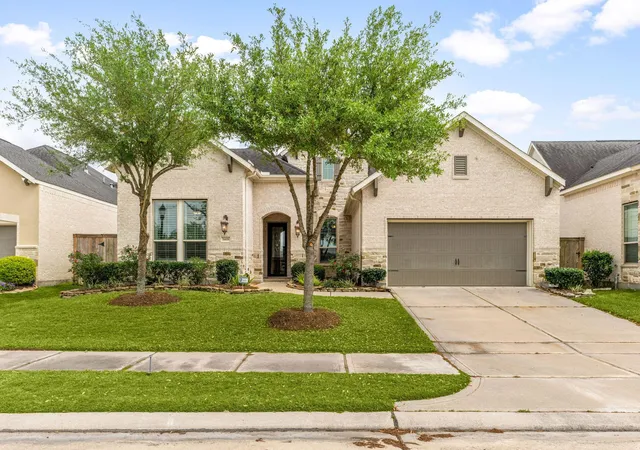 image of 3418 Sherbrooke Manor Ct, Houston, TX 77059 | MLS# 75635809