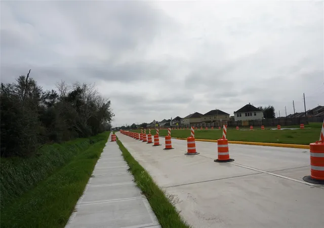 5th image of 0 Sugarland Rd, Fresno, TX 77545 | MLS# 30190510