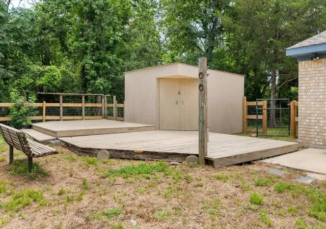 Photo 4 of Single family home for sale at 10530 Royal York Dr, Conroe, TX 77303 | MLS# 69407106 | Listing updated on 2026-08-11