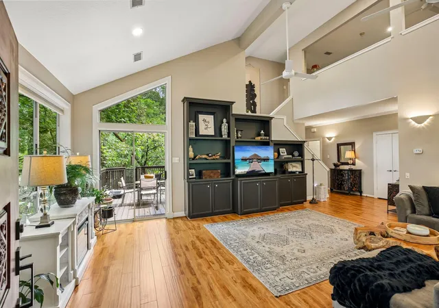 Photo 4 of Sale Pending at 34 Highbush Ct, Spring, TX 77381 | MLS# 69093786 | Listing updated on 2026-08-15