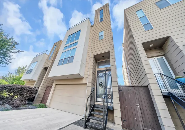 Photo 3 of Single family home for sale at 4514 Jackson St, Houston, TX 77004 | MLS# 5969866 | Listing updated on 2026-08-31