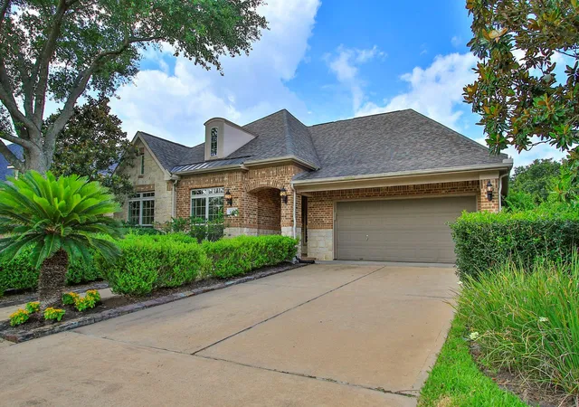 Photo 3 of Single family home for sale at 6511 Carrizo Fall Ct, Houston, TX 77041 | MLS# 22765021 | Listing updated on 2026-09-15
