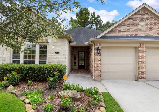 Photo 2 of Sale Pending at 27619 Ethan Trails Ln, Spring, TX 77386 | MLS# 25464621 | Listing updated on 2026-09-15