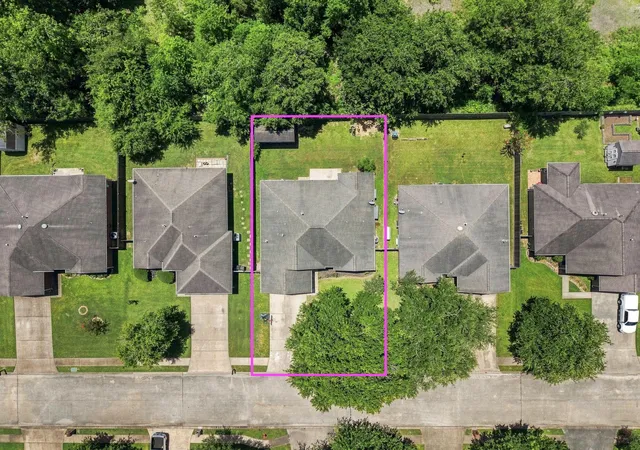 4th image of 11819 Santa Fe Trl, Santa Fe, TX 77510 | MLS# 87489122