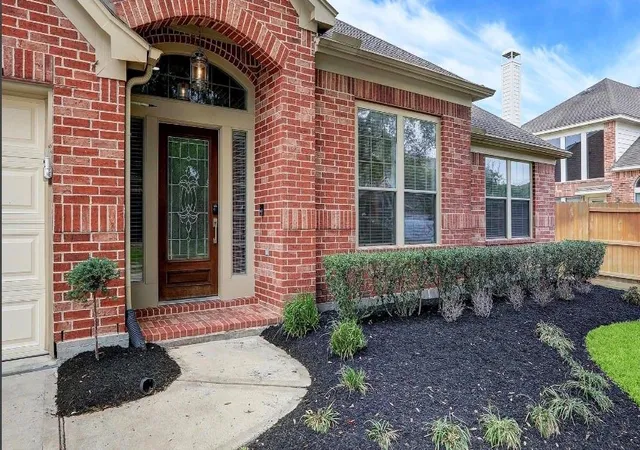 5th image of 13301 Ravenlake Dr, Pearland, TX 77584 | MLS# 67219323