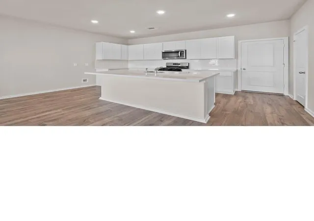 5th image of 13255 Timber Hollow Dr, Rosharon, TX 77583 | MLS# 53425077