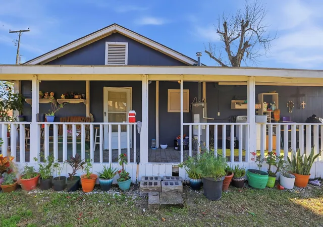 1st image of 829 Becker St, Channelview, TX 77530 | MLS# 21061419
