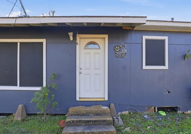 3rd image of 829 Becker St, Channelview, TX 77530 | MLS# 21061419