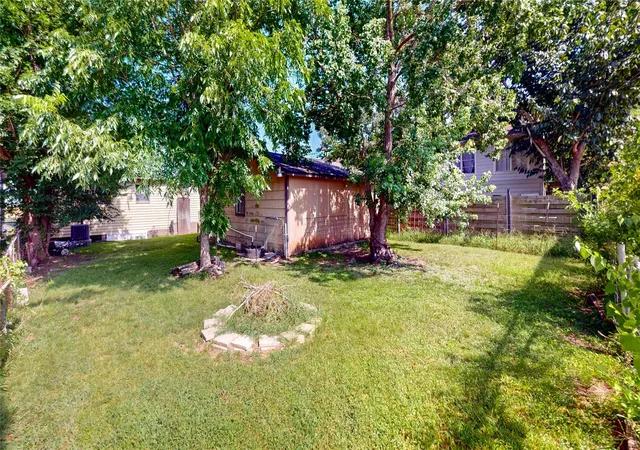 2nd image of 939 Milam St, Liberty, TX 77575 | MLS# 80073379