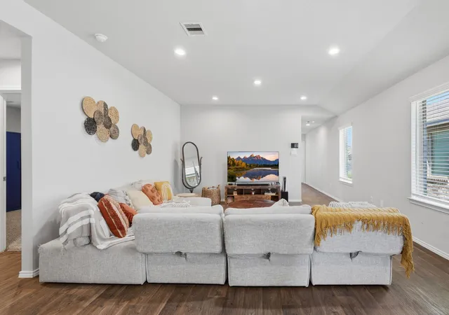 Photo 3 of Single family home for sale at 22623 Yarmony Vista Trl, Spring, TX 77373 | MLS# 57178865 | Listing updated on 2026-08-15