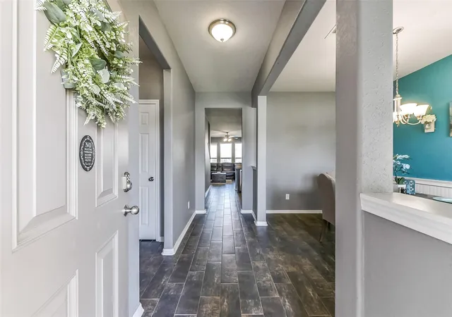 Photo 3 of Single family home for sale at 29418 Ridge Clearing Trl, Spring, TX 77386 | MLS# 81280768 | Listing updated on 2026-09-16