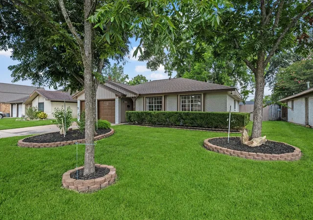 Photo 23 of Single family home for sale at 14119 Waterville Way, Houston, TX 77015 | MLS# 63189244 | Listing updated on 2026-10-05