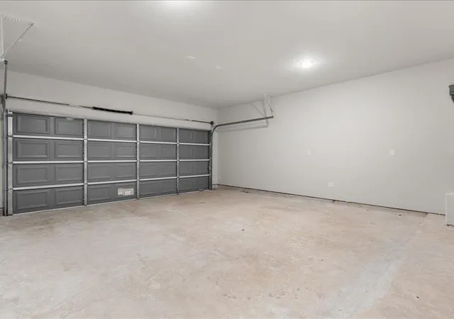 Photo 4 of Single family home for sale at 9024 Madera Rd, Houston, TX 77078 | MLS# 17388933 | Listing updated on 2026-09-18