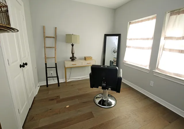 4th image of 7101 2Nd St, Hitchcock, TX 77563 | MLS# 68056770