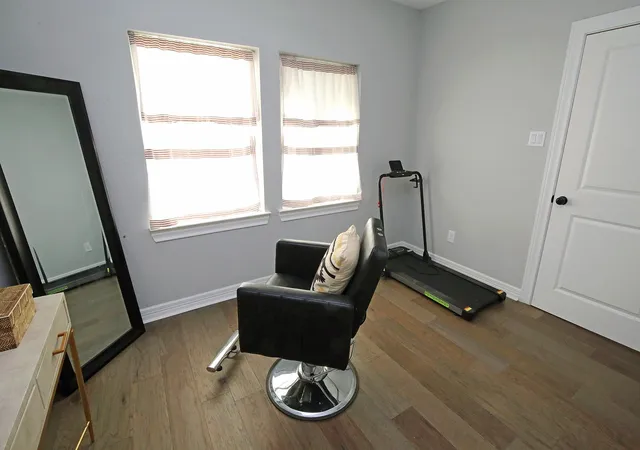 5th image of 7101 2Nd St, Hitchcock, TX 77563 | MLS# 68056770