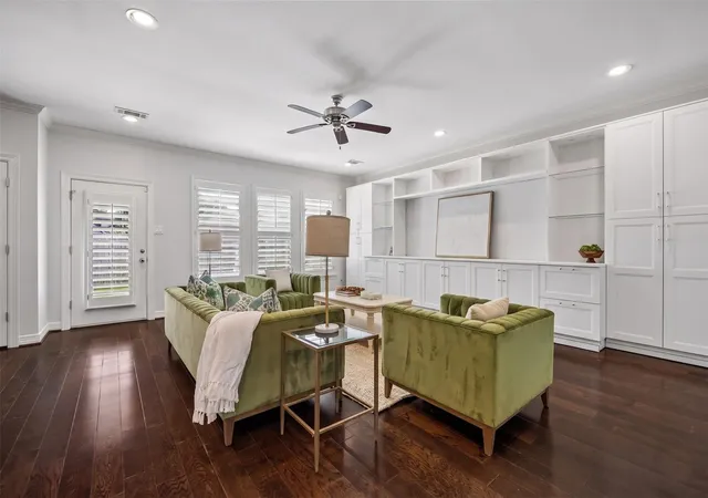 3rd image of 5121 Libbey Ln, Houston, TX 77092 | MLS# 6305005