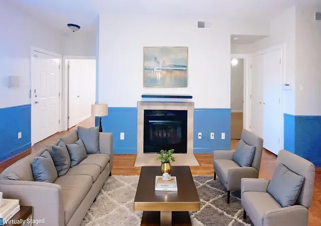 2nd image of 2121 El Paseo St #1511, Houston, TX 77054 | MLS# 60885634