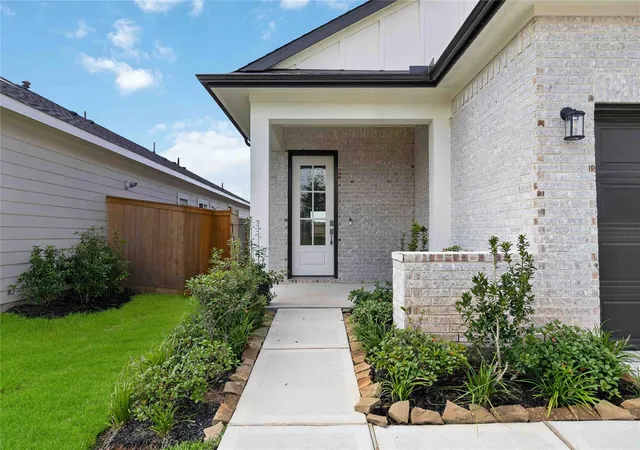 3rd image of 360 Palero Path, Brookshire, TX 77423 | MLS# 53045626