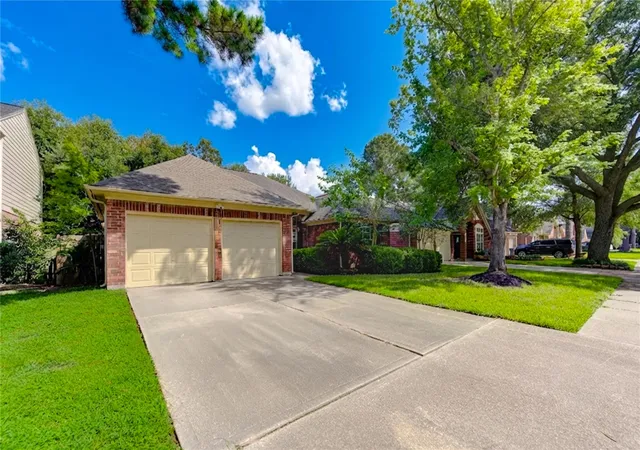 Photo 2 of Single family home for sale at 7830 Shangrila Ln, Houston, TX 77095 | MLS# 47280579 | Listing updated on 2026-09-16