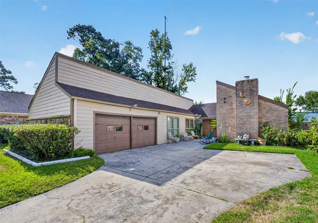 1st image of 5522 Green Timbers Dr, Humble, TX 77346 | MLS# 96173165