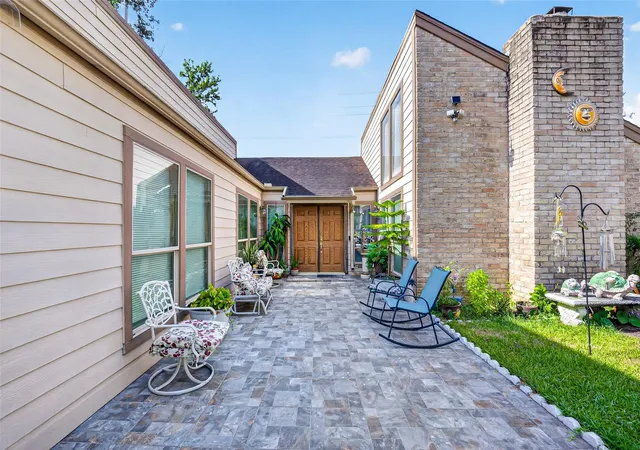 5th image of 5522 Green Timbers Dr, Humble, TX 77346 | MLS# 96173165