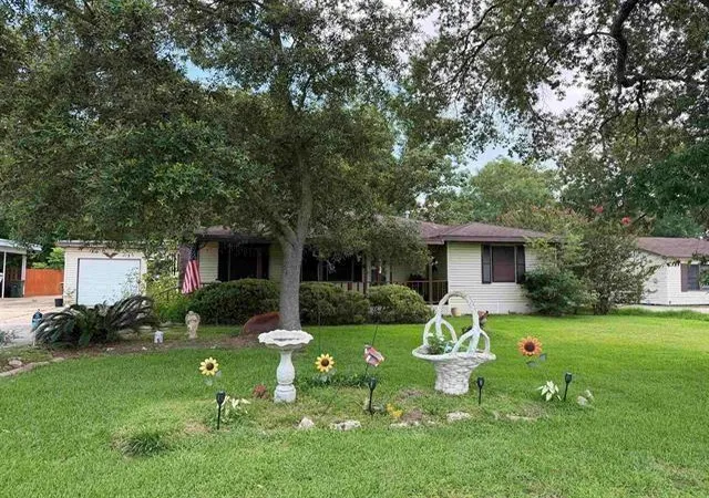 3rd image of 2890 W Lucas Dr, Beaumont, TX 77706 | MLS# 47224901