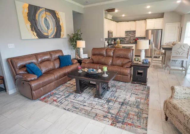 Photo 3 of Single family home for sale at 513 Yorktown Ave, Clute, TX 77531 | MLS# 59030180 | Listing updated on 2026-09-11