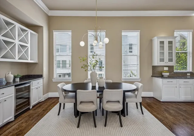 3rd image of 4210 Eigel St, Houston, TX 77007 | MLS# 61718292