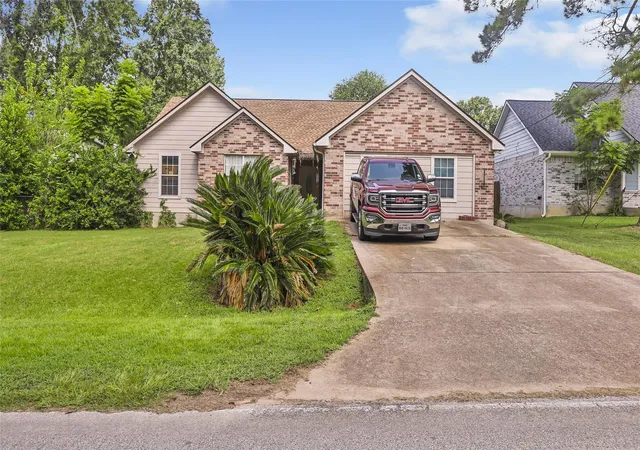 Photo 2 of Single family home for sale at 25727 Beaver Run Dr, Huffman, TX 77336 | MLS# 7235408 | Listing updated on 2026-08-31