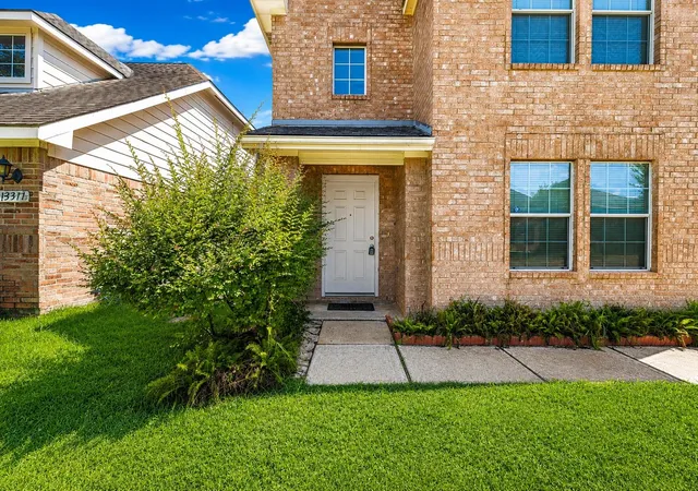 Photo 4 of Single family home for sale at 13315 Sleepy Crk Meadows, Houston, TX 77083 | MLS# 48797275 | Listing updated on 2026-09-19