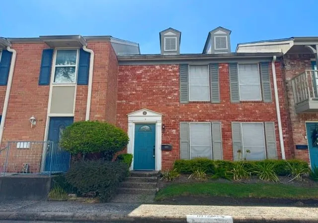 2nd image of 1605 W Sam Houston Pkwy S, Houston, TX 77042 | MLS# 97337860