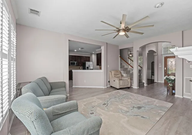 4th image of 10530 Echo Falls Ln, Houston, TX 77095 | MLS# 66302339