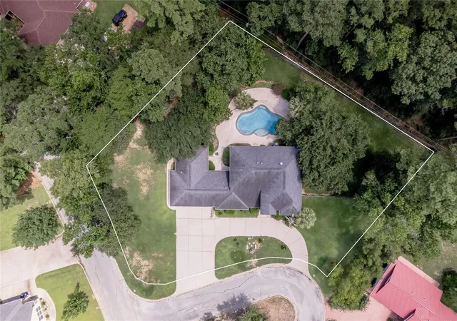 2nd image of 187 Broadmoor Dr, Huntsville, TX 77340 | MLS# 26296543