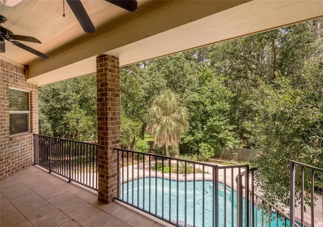 3rd image of 187 Broadmoor Dr, Huntsville, TX 77340 | MLS# 26296543