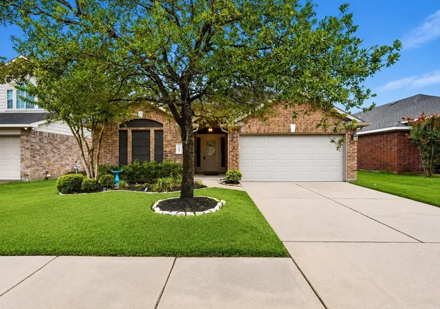 1st image of 18323 Madisons Crossing Ln, Tomball, TX 77375 | MLS# 94152192