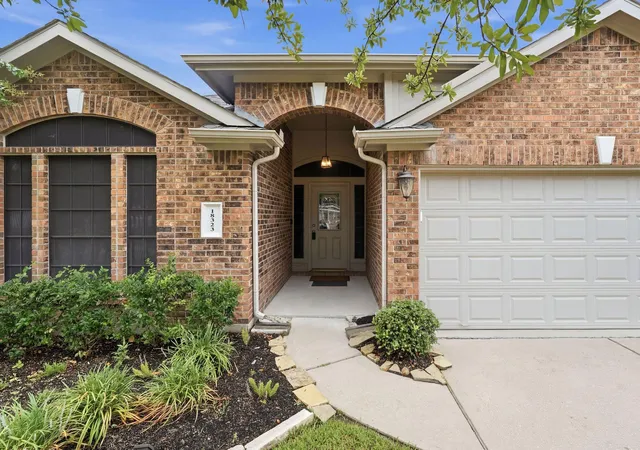 2nd image of 18323 Madisons Crossing Ln, Tomball, TX 77375 | MLS# 94152192