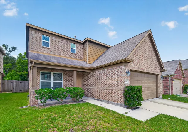 Photo 2 of Single family home for sale at 21219 Fox Orchard Ct, Humble, TX 77338 | MLS# 10700610 | Listing updated on 2026-08-14