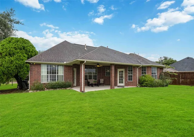 30th image of 515 Arbor Ct, Pearland, TX 77584 | MLS# 18772363
