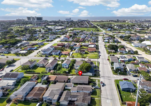 Photo 3 of Single family home for sale at 2112 57th Street, Galveston, TX 77551 | MLS# 42897287 | Listing updated on 2026-09-17