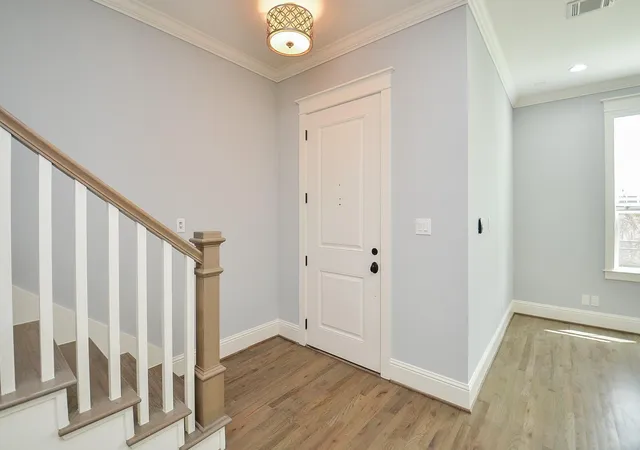 3rd image of 2511 Judiway St, Houston, TX 77018 | MLS# 75188677