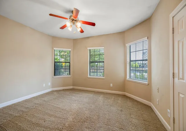 Photo 4 of Single family home for sale at 3543 W Dallas St, Houston, TX 77019 | MLS# 24153465 | Listing updated on 2026-09-01