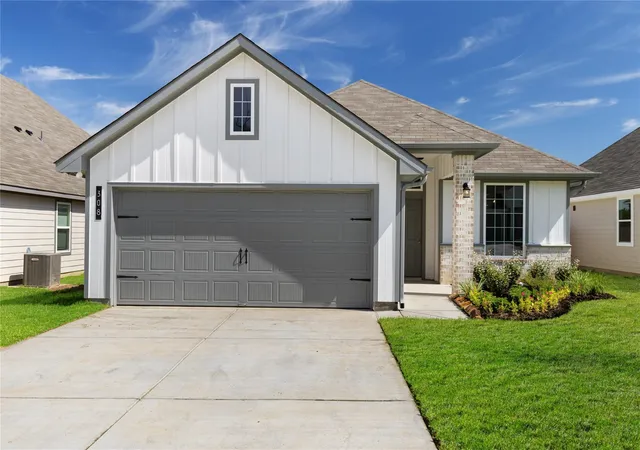 1st image of 308 Rockbridge Dr, Huntsville, TX 77340 | MLS# 93281174
