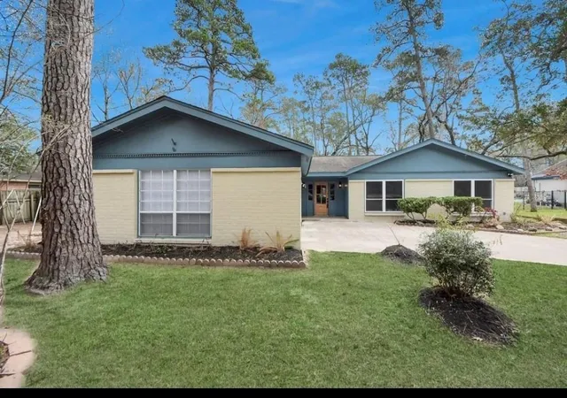 2nd image of 26206 Maplewood Dr, Spring, TX 77386 | MLS# 73382184