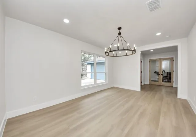 5th image of 26206 Maplewood Dr, Spring, TX 77386 | MLS# 73382184