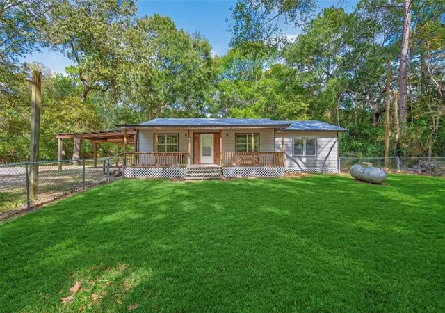3rd image of 450 Dove Creek Dr, Coldspring, TX 77331 | MLS# 71710197