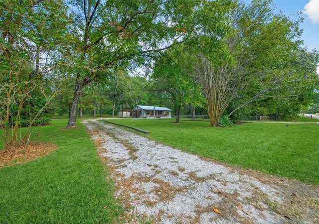 5th image of 450 Dove Creek Dr, Coldspring, TX 77331 | MLS# 71710197