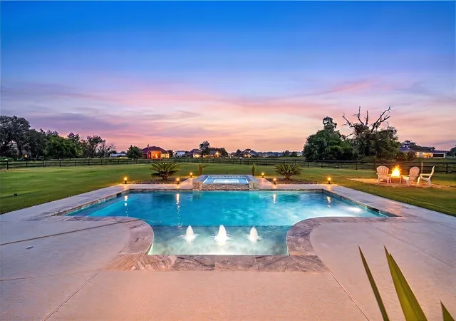Photo 2 of Sale Pending at 17750 Shiloh Ridge Dr, Rosharon, TX 77583 | MLS# 7099145 | Listing updated on 2026-08-16